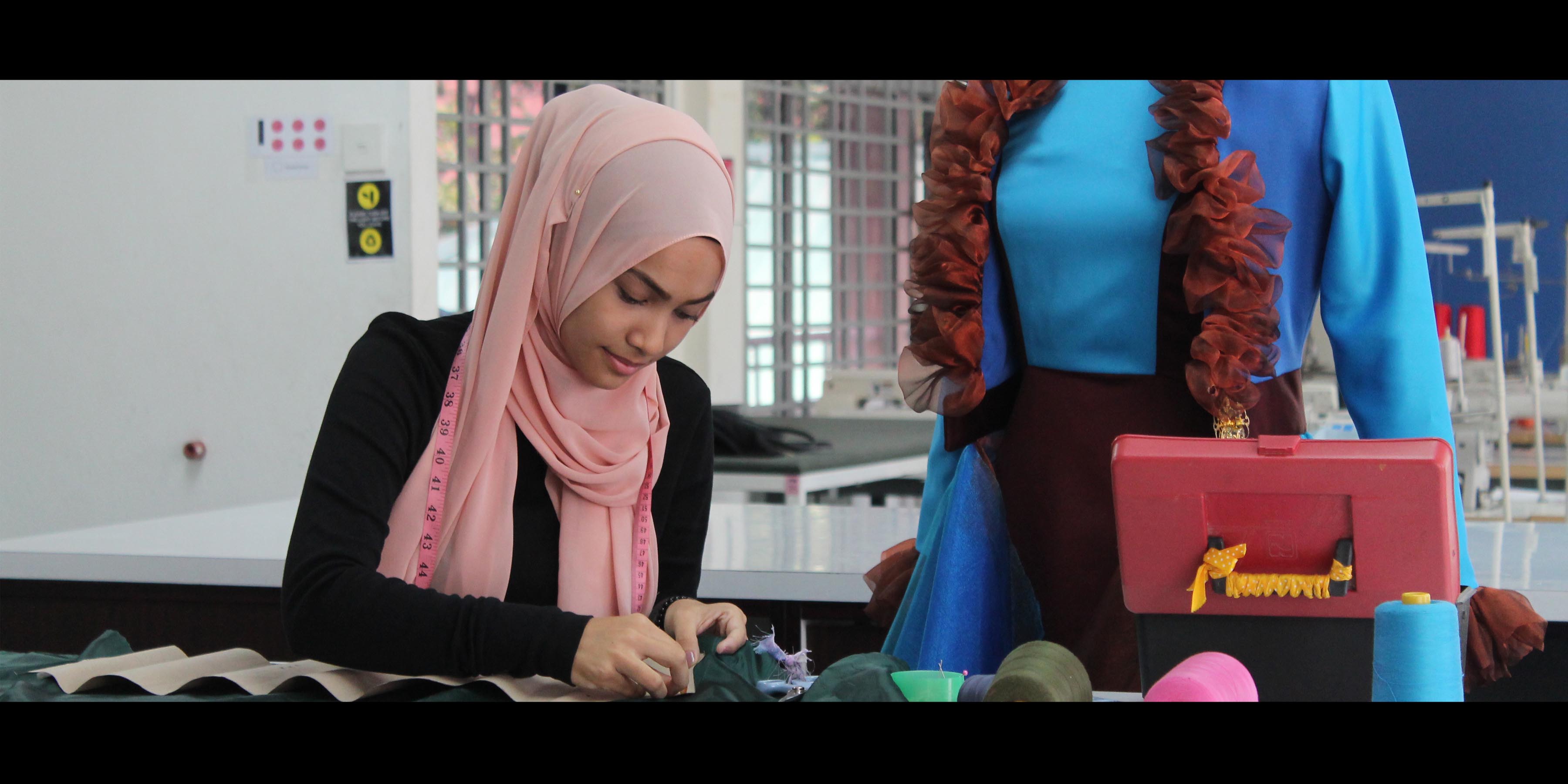 D12 - SIJIL TEKNOLOGI UPHOLSTERI INDUSTRI DAN HIASAN DALAMAN